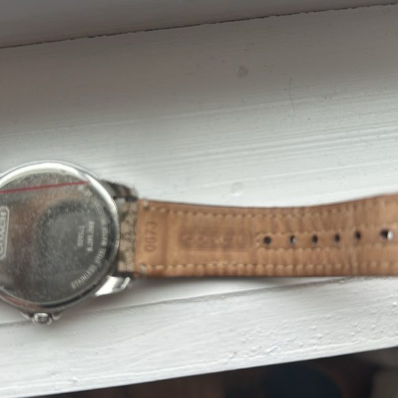 Coach watch - Picture 4 of 8